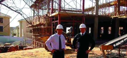 Andrew Mather (managing director, WSP Group SA) and Graeme Page (office director, WSP Consulting Engineers SA) on site at WSP Bryanston Place